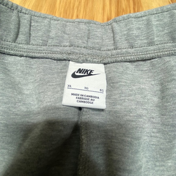 Nike Club Fleece Joggers Heather Grey XL • Nike Sportswear Sweatpants - Picture 7 of 11